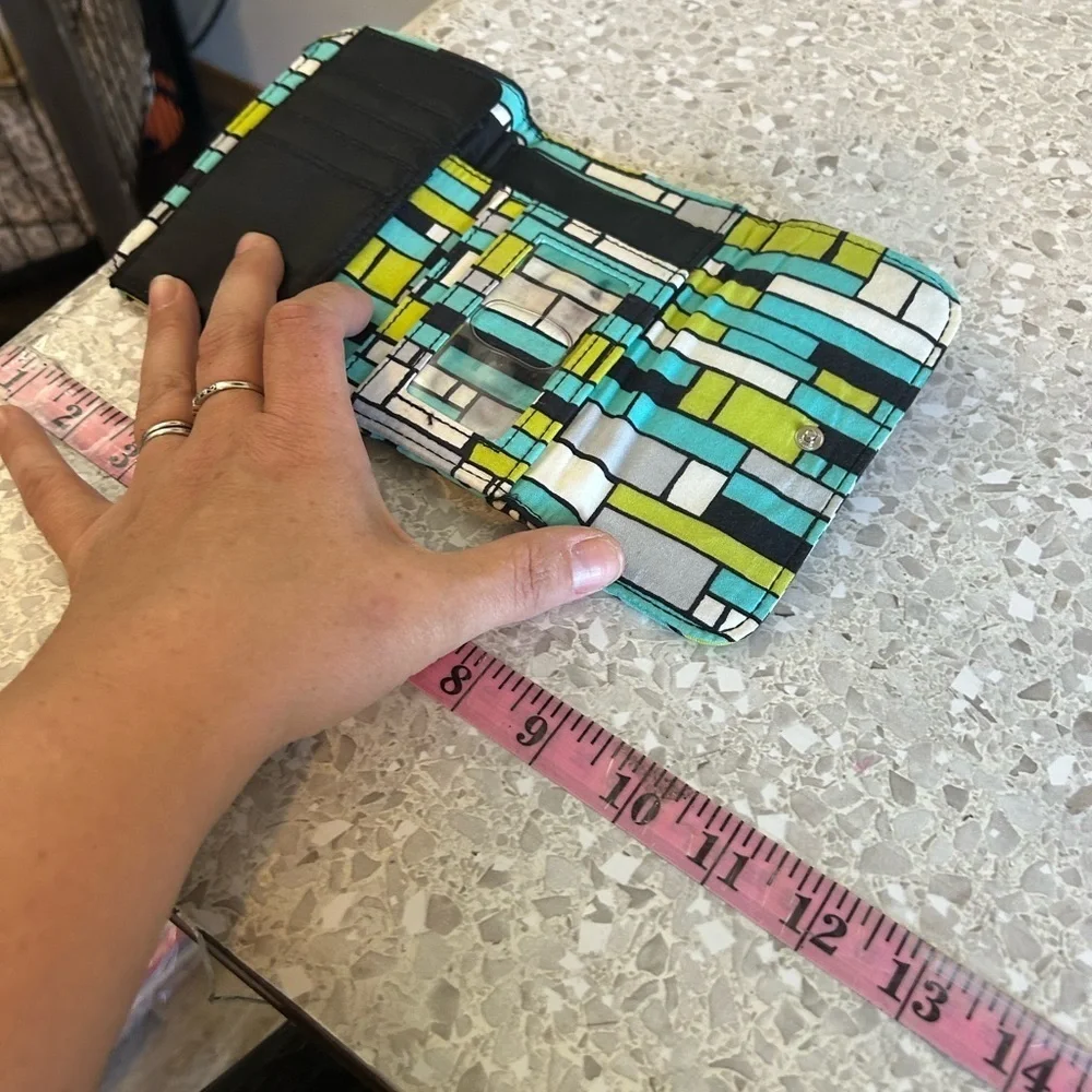 Vera Bradley green & blue floral quilted wallet - Picture 10 of 14